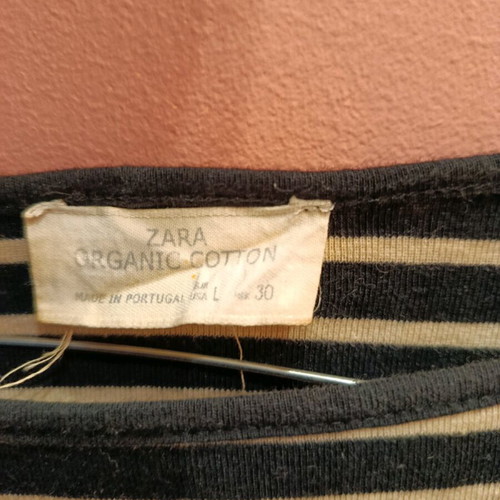 Zara organic cotton blouse size L like new, black and white