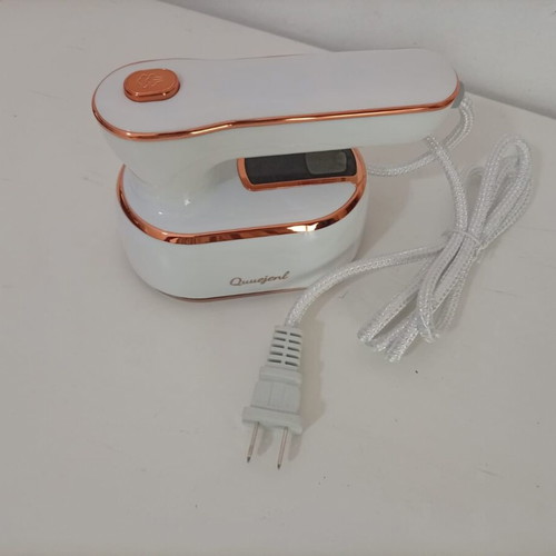 Portable Mini Steam Iron like new
