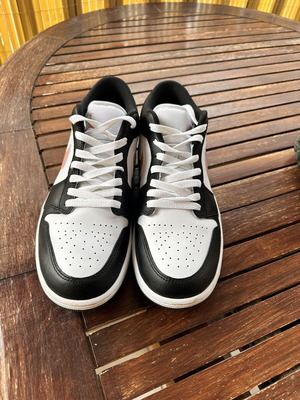 Jordan casual shoes, black and white, size 44.5