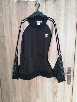 Adidas jacket unisex size M-L like new, kenyria