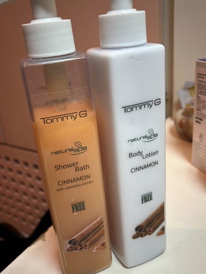 TommyG Shampoo and Body Lotion with Cinnamon Scent like New