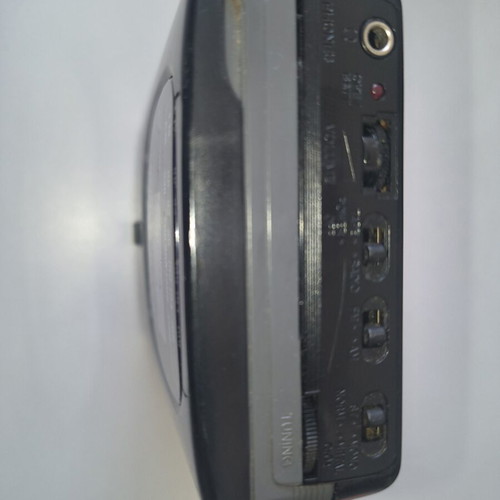 AIWA HS-T100 Vintage Walkman 1975s used, cassette motor issue