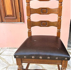 Αντίκες  δερμάτινες  καρέκλες (Ολλανδικής προέλευσης)  κ τραπέζι ελληνικής κατασκευής