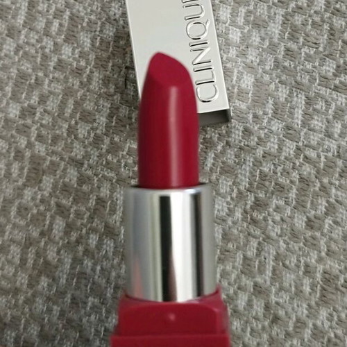 Clinique lipstick like new, burgundy shade No 06 Rose Pop