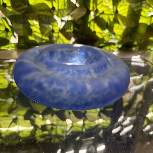 Artistic glass bowl in blue shade like new