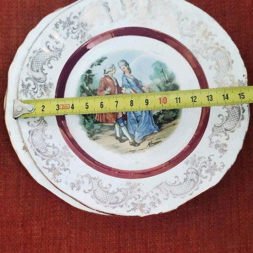 Vintage decorative plates like new, set of 5, romantic style