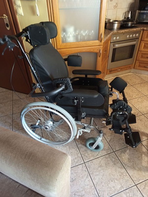 Special Use Wheelchair, Electric Bed with Mattress, Transport Chair, Food Table like new