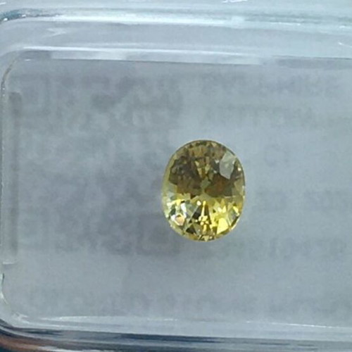 Natural Yellow Sapphire 0.87ct IGI Certified, Eye Clean, Oval Cut
