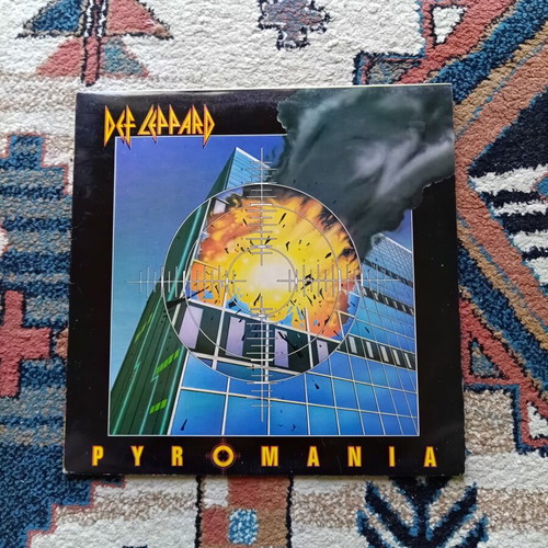 Def Leppard Pyromania vinyl like new, rock
