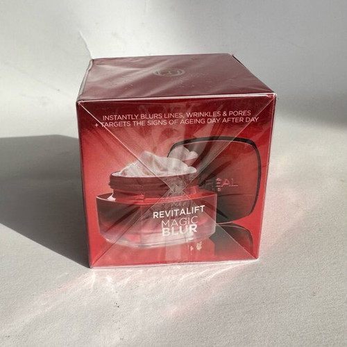 L’Oréal Revitalift anti-aging cream new for hydration and smoothing