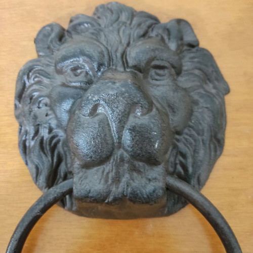 Metal large lion door knocker new for wall or door
