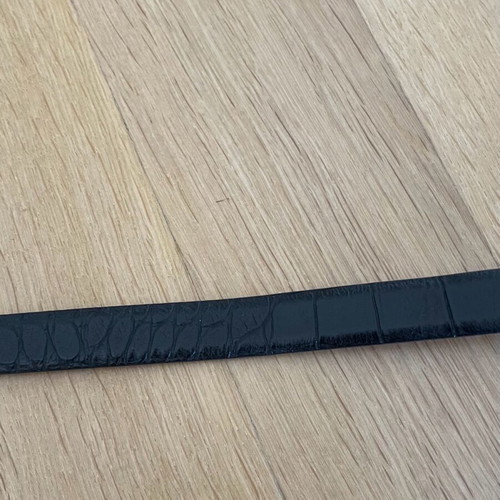 Uterque leather belt used, black, size 80, gold buckle