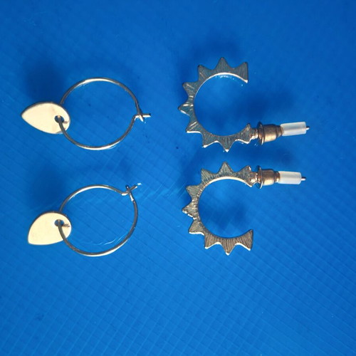 Earrings set of two silver-colored hoops like new