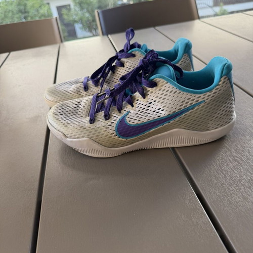 Nike Kobe11 Low ‘Draft Day’ sneakers size 40 like new, white and purple