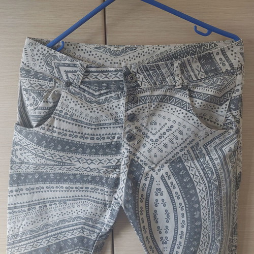 Women's pants like new, white gray, size Medium