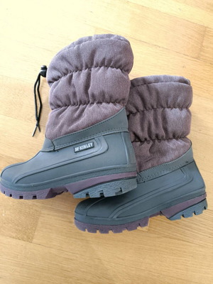 McKinley snow boots like new, size 34