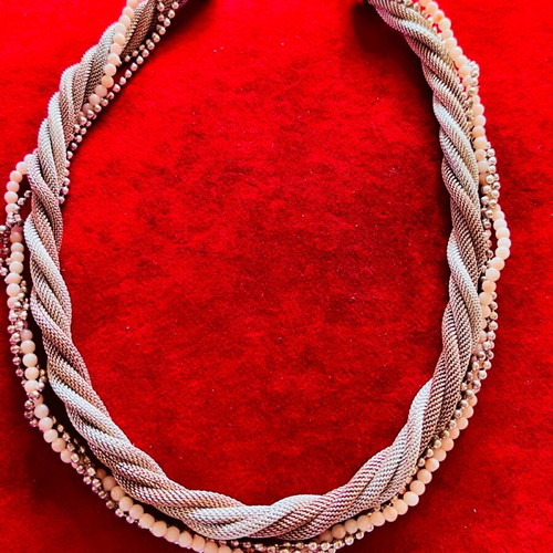 Necklace 38cm with braided double rows of pink and white gold like new