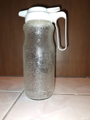 Glass pitcher like new