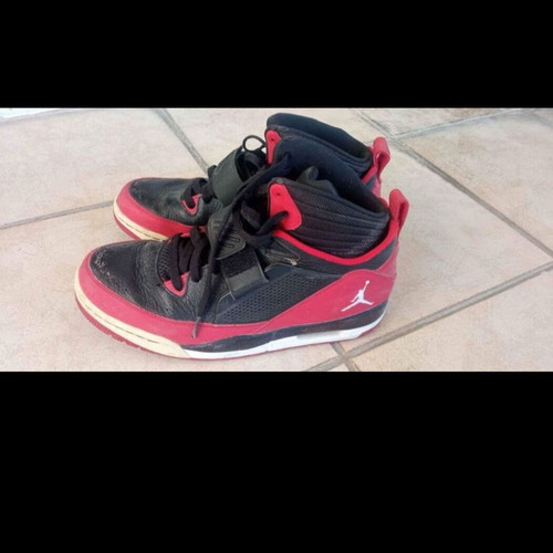Jordan Air athletic shoes used, size 41, red
