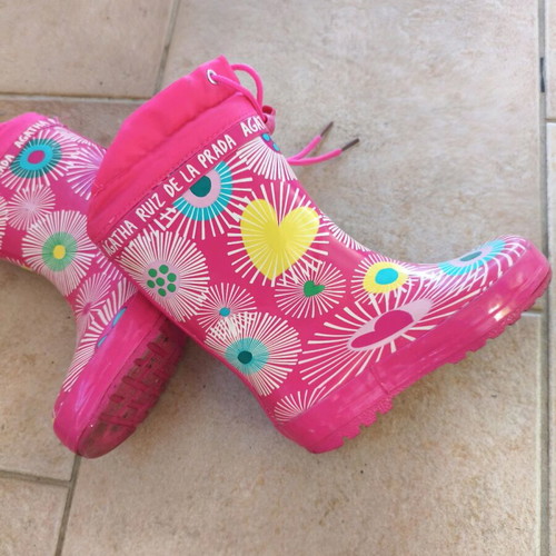 Agatha Ruiz De La Prada children's rain boots used, size 28, pink multicolor