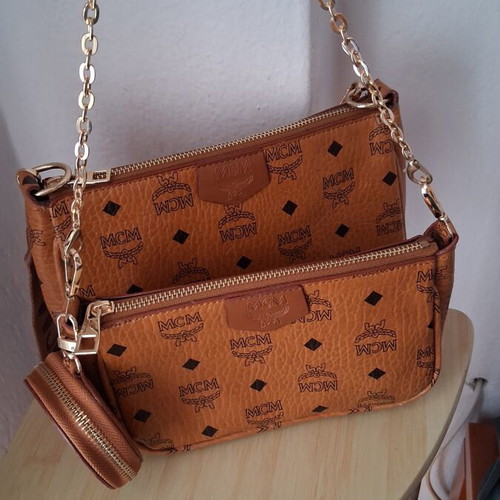 Crossbody bags beige set of 2 with wallet like new