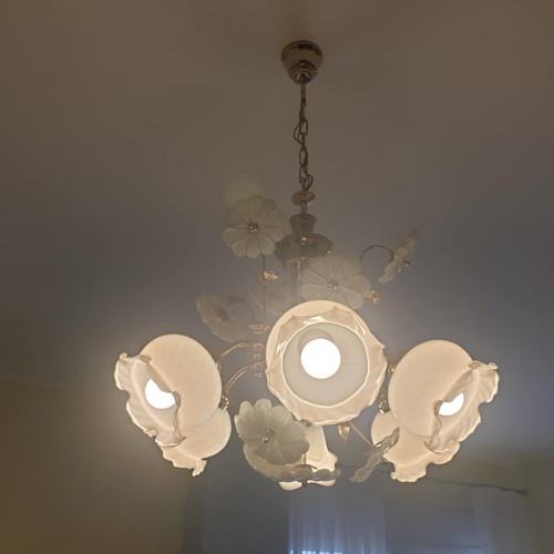 Six-light and four-light ceiling lights used, sold together