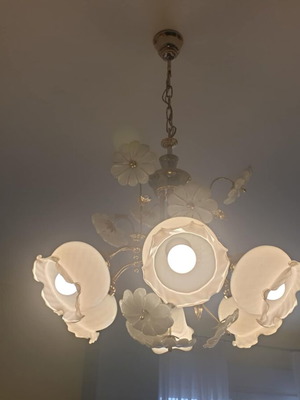 Six-light and four-light ceiling lights used, sold together