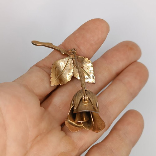 Giovanni vintage rose brooch, gold plated metal