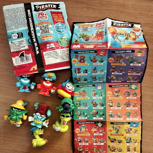 Piratix figures used, set of 8 without weapons