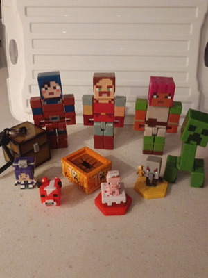 Φιγούρες Minecraft σαν καινούργιες, πακέτο