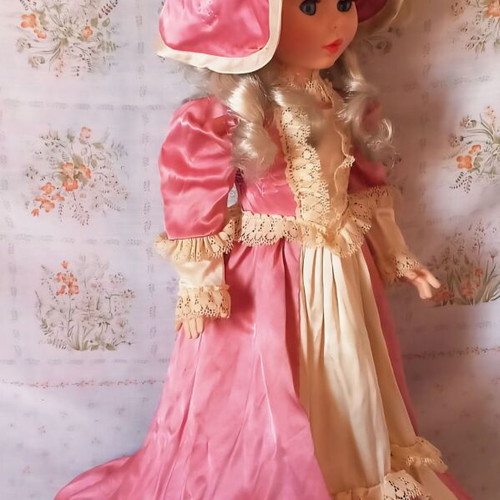 Vintage Furga Victorian Era Doll 56cm used, Sears Exclusive