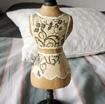 Decorative sewing model like new