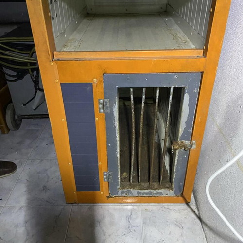 Theoprofil dog transport cage used, insulated with ventilation
