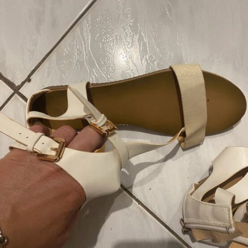 Flat white sandals, size 39