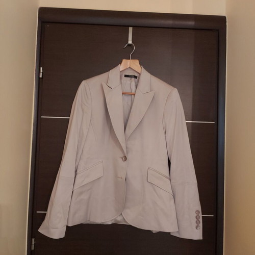 Women's suit like new, Italian made, size L