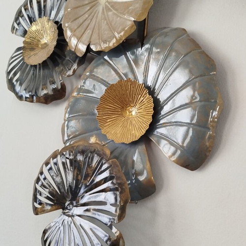 Metal wall art flowers handmade like new