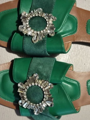 Flat green sandals with rhinestones, size 40, like new