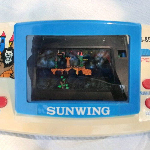 Sunwing Castle Adventure Game & Watch σε πολύ καλή κατάσταση