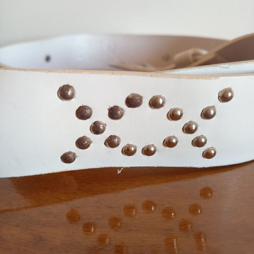 White belt with strass and studs like new, length 105cm