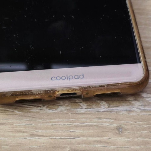 Mobile Phone 5.5'' 4GB RAM 64GB ROM used with case, Rose Gold
