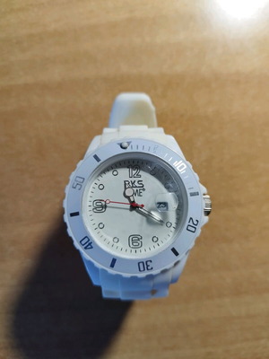 Λευκό Ρολόι χειρός