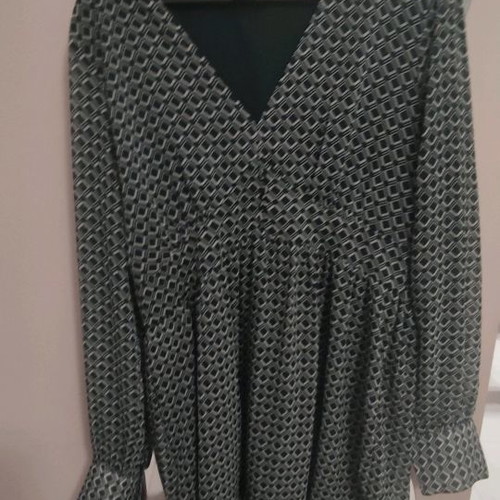 A.L.E. dress green with pattern new, size L