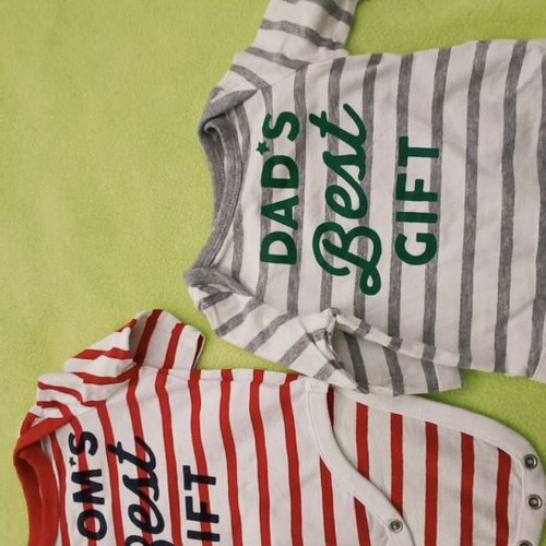 GAP baby bodysuit set 0-3 months like new