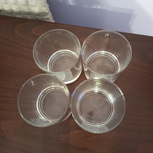 Dewar's Scotch glasses set of 4 like new