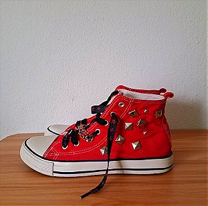 Sneakers σταράκια κόκκινα | alternative | punk