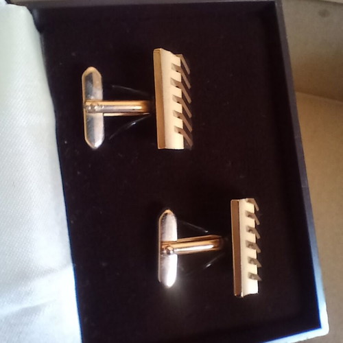 Oroflix cufflinks new, classic gold