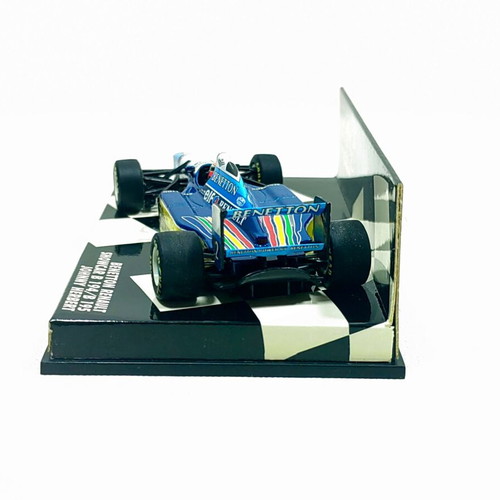 Minichamps 1:43 Benetton Renault Showcar B194/B195 Formula 1 model