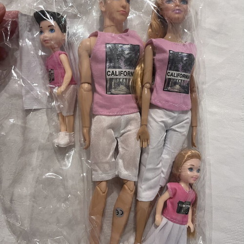 Barbie doll family set of 4, 30cm tall