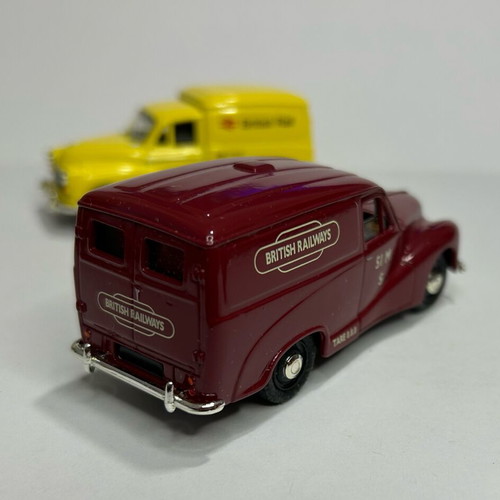 Lledo Vanguards 1996 Set Austin A40 Van 50's & Morris Minor 60's New