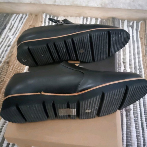 Black women's shoes KARINA 265 size 39 like new